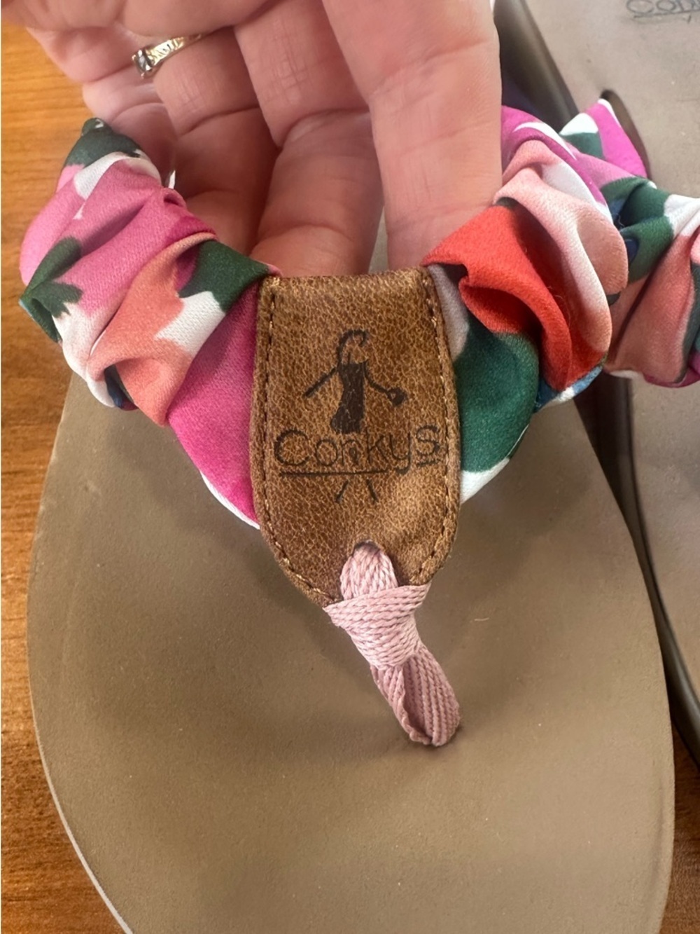 Corkys Women's Ripple Floral Ruched Thong Sandal - Pink Multi Sz 8 - Picture 6 of 12